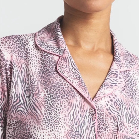 Skims Valentines Day- bloom Pajamas NWT - Picture 3 of 11